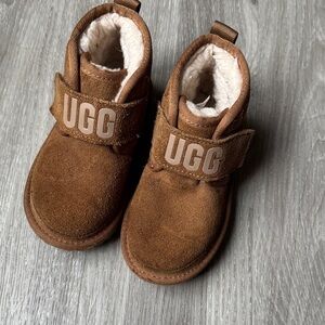 UGG Tan Kids Boots with Cozy Lining